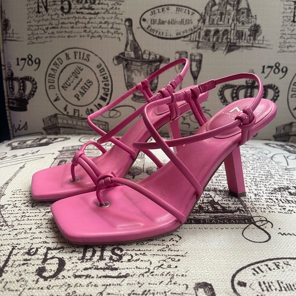 Marc Fisher Mlgadella Sandals - Picture 3 of 5